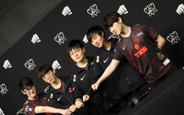 这样的表现 这样的表现