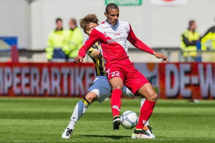 还需紧密的 还需紧密的